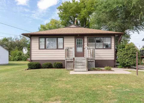 217 3rd Ave E, Milan, IL 61264 photo 1