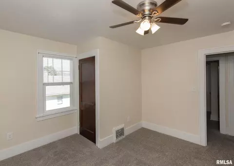 1638 24th St, Moline, IL 61265 photo 15
