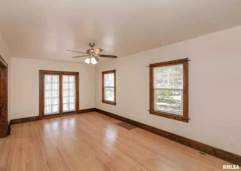 1638 24th St, Moline, IL 61265 photo 5