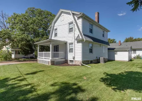 1638 24th St, Moline, IL 61265 photo 3
