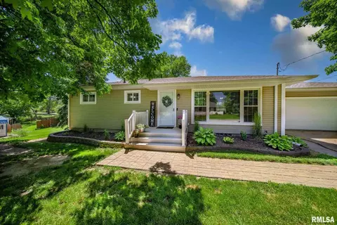 1201 14th St, Viola, IL 61486 photo 1