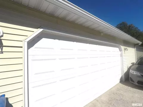 120 18th Ave, Moline, IL 61265 photo 23