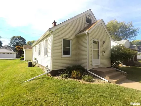 120 18th Ave, Moline, IL 61265 photo 1