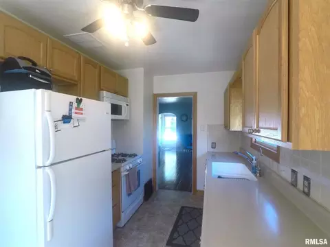 120 18th Ave, Moline, IL 61265 photo 11