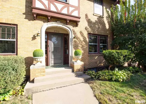 2709 16th Ave, Moline, IL 61265 photo 2