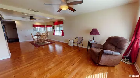 3305 69th Ave, Moline, IL 61265 photo 7
