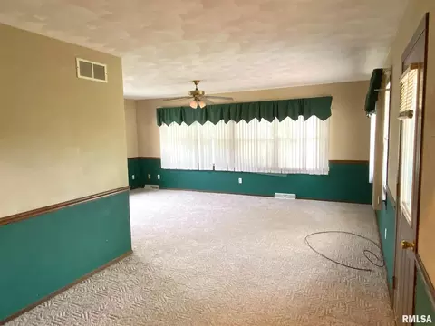 910 Pluto St, Geneseo, IL 61254 photo 10