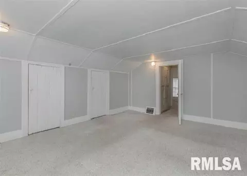 1605 15th Ave, Moline, IL 61265 photo 10