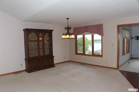 106 N 5th St, Fulton, IL 61252 photo 24