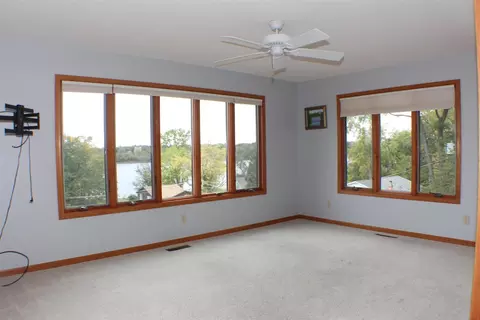 106 N 5th St, Fulton, IL 61252 photo 8