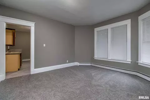 2329 5th Ave, Moline, IL 61265 photo 6