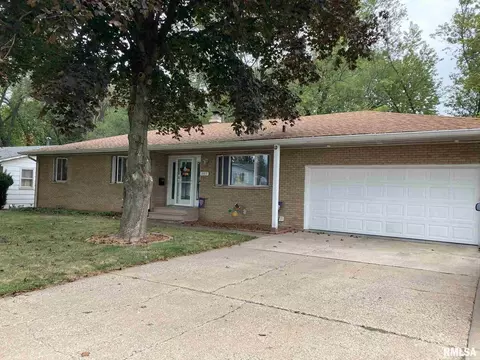 1103 6th Ave, Silvis, IL 61282 photo 2