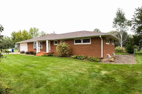 1519 14th St, Silvis, IL 61282 photo 2