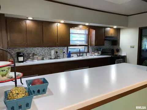 320 S 18th St, Herrin, IL 62948 photo 25
