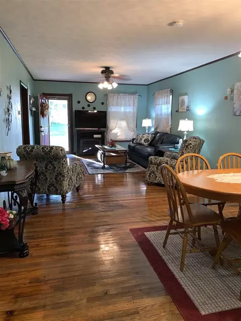 320 S 18th St, Herrin, IL 62948 photo 11