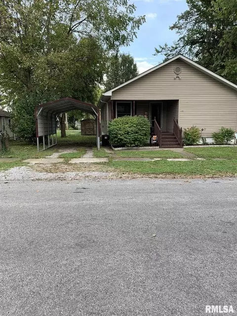 320 S 18th St, Herrin, IL 62948 photo 1