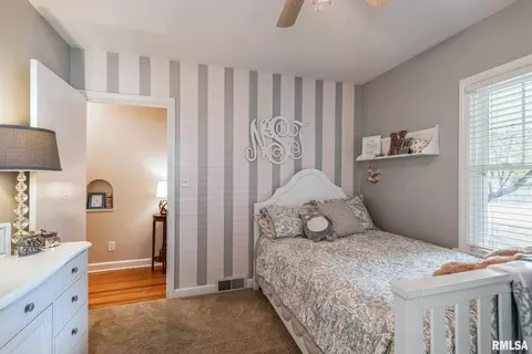 2624 7th St, Moline, IL 61265 photo 16