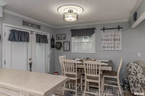 4716 27th Ave, Moline, IL 61265 photo 7