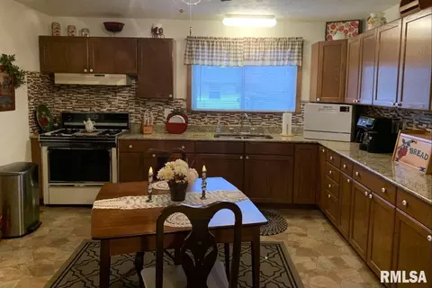811 NE 3rd Ave, Galva, IL 61434 photo 16