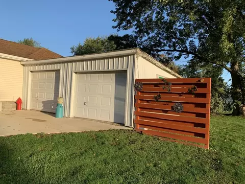 811 NE 3rd Ave, Galva, IL 61434 photo 37