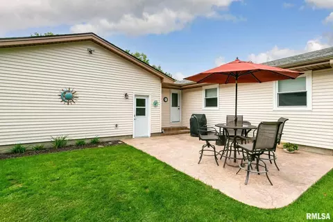 5327 34th Ave, Moline, IL 61265 photo 22