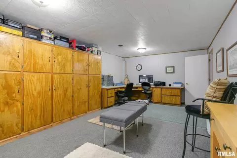 5327 34th Ave, Moline, IL 61265 photo 21
