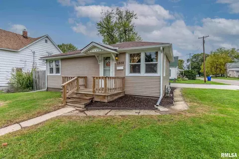 1202 Roseview Ave, Kewanee, IL 61443 photo 2