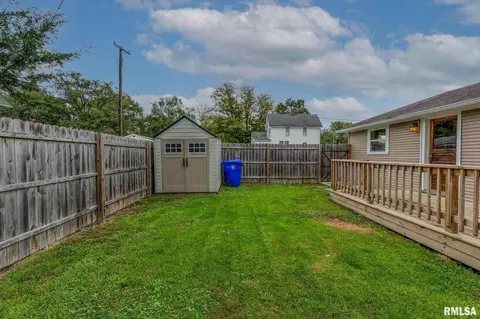 1202 Roseview Ave, Kewanee, IL 61443 photo 6