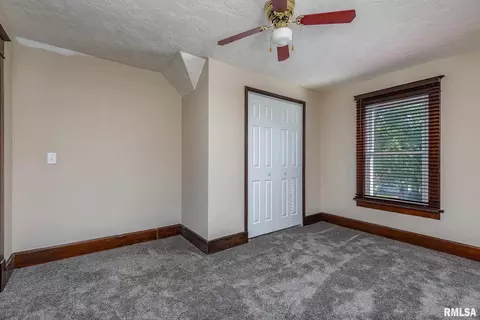 1844 19th Ave, Moline, IL 61265 photo 24