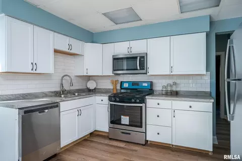 1020 6th Ave, Moline, IL 61265 photo 5
