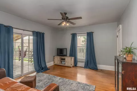 121 E Prospect St, Kewanee, IL 61443 photo 8