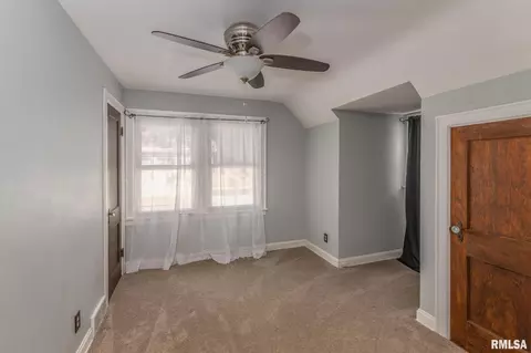 2547 5th St, Moline, IL 61265 photo 14