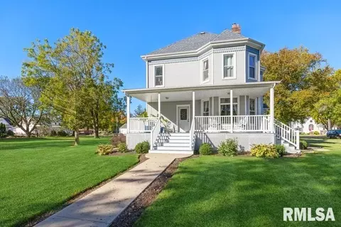 108 E D St, Alpha, IL 61413 photo 2