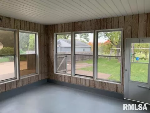 3015 11th Ave, Moline, IL 61265 photo 14