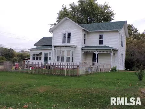1101 Main St, Keithsburg, IL 61442 photo 2
