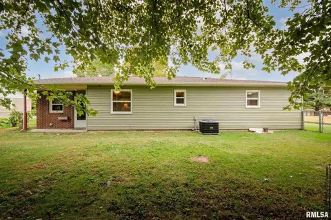 716 S 22nd St, Herrin, IL 62948 photo 12