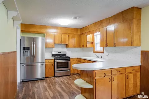 716 S 22nd St, Herrin, IL 62948 photo 4