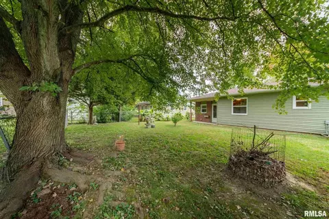 716 S 22nd St, Herrin, IL 62948 photo 13