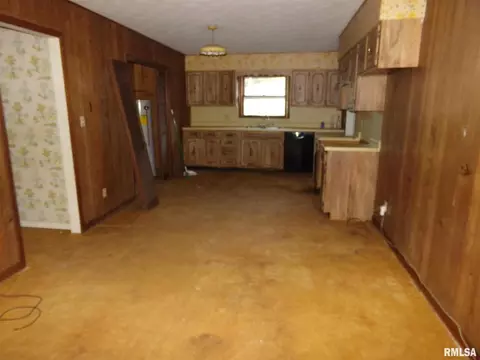 519 S Future St, Marion, IL 62959 photo 12