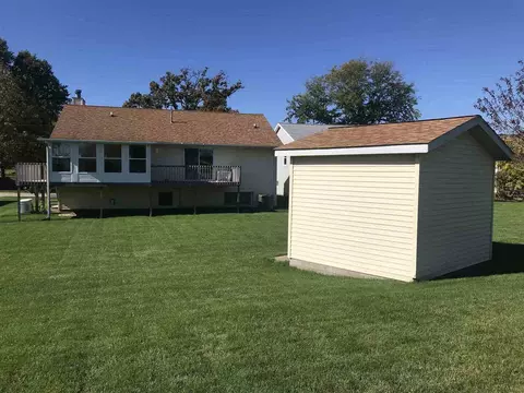 805 14th St, Silvis, IL 61282 photo 6