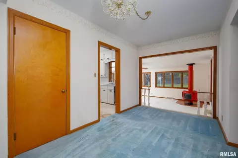607 33rd Ave, Moline, IL 61265 photo 14