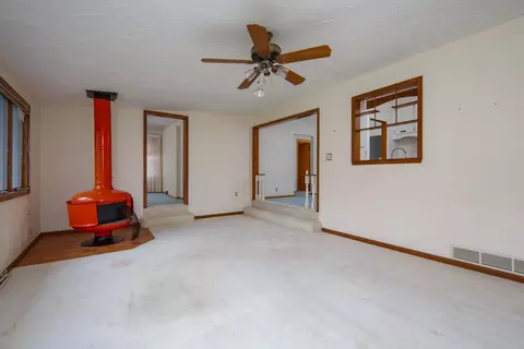 607 33rd Ave, Moline, IL 61265 photo 8