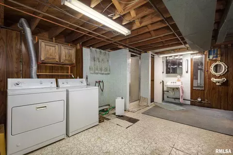 607 33rd Ave, Moline, IL 61265 photo 30