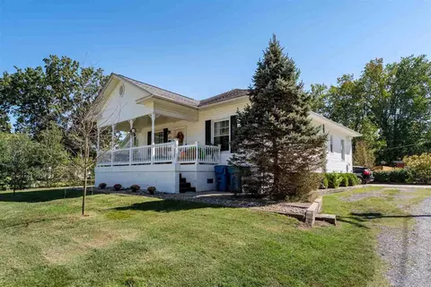 617 E Thorn St, Marion, IL 62959 photo 16
