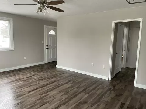 1311 39th St, Moline, IL 61265 photo 7