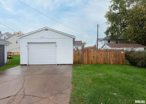 1310 14th St, Moline, IL 61265 photo 24