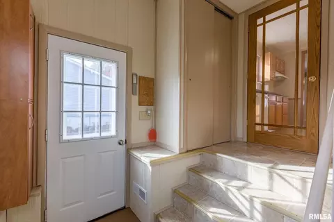 3926 12th St, Moline, IL 61265 photo 5