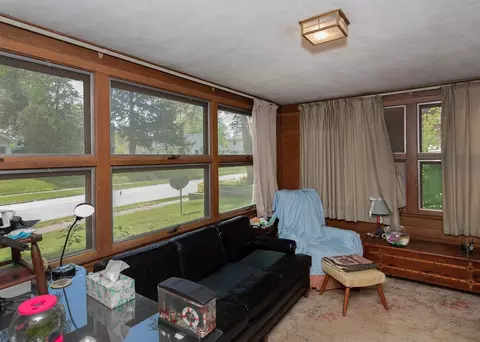 1421 25th St, Moline, IL 61265 photo 8