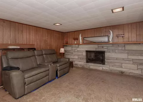 1421 25th St, Moline, IL 61265 photo 29