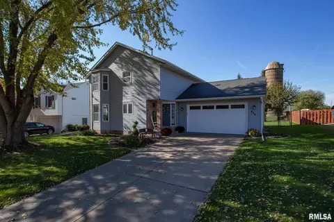 224 Dammann Dr, Eldridge, IA 52748 photo 1